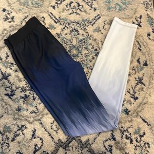 Small GapFit workout leggings- blue & white ombré